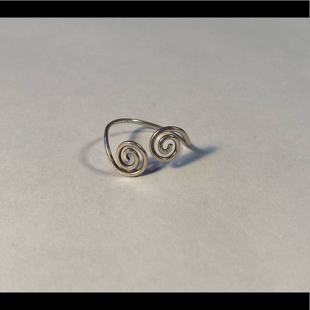 Sterling Silver Swirls Ring